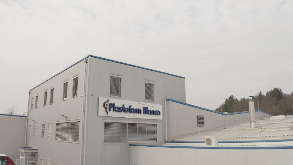 Plastoform Blanca Enertron